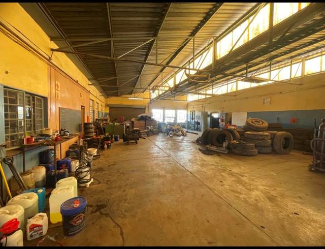 INDUSTRIAL FOR SALE IN MOKOPANE CENTRAL